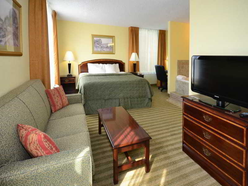 Comfort Inn & Suites Staunton Habitación foto